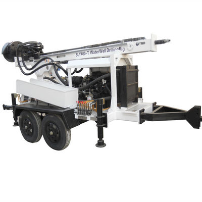 Bon prix Machine portative montée par remorque de plate-forme de forage de puits d'eau en ligne